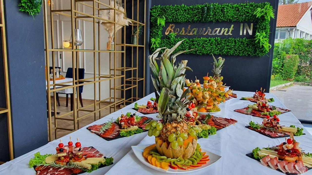 Hotel In Zepce ภายนอก รูปภาพ