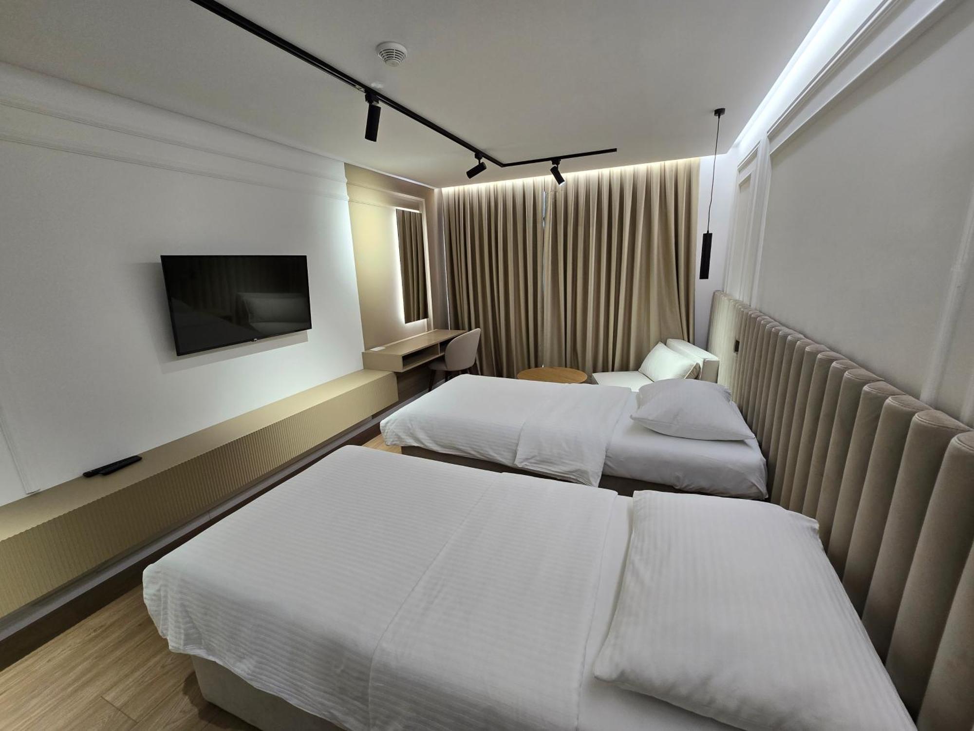 Hotel In Zepce ภายนอก รูปภาพ